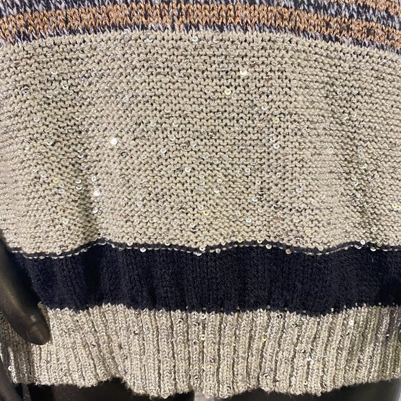 Soho Pull Over Sweater - Picture 2 of 7